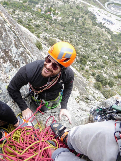 Curso escalada clásica en la Cabrera, Madrid.