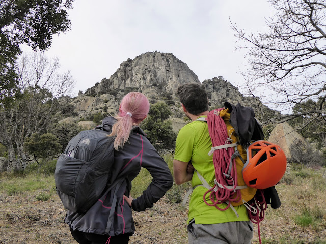 Curso escalada clásica en la Cabrera, Madrid.