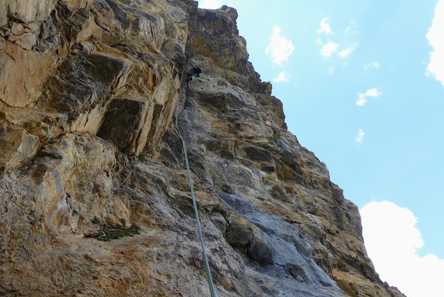 Zaratrusta. ED 400m 7a+ (6b/A2)