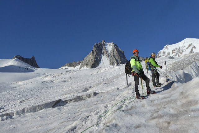 Vía Contamine Punta Lachenal, MD+ 250m