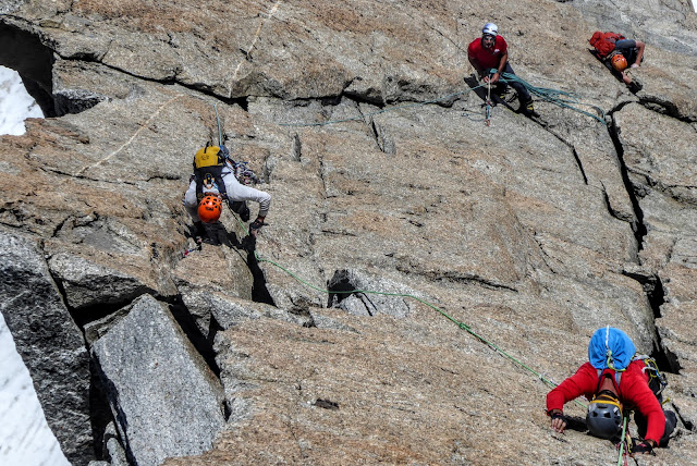 Vía Contamine Punta Lachenal, MD+ 250m