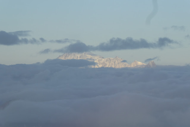 Zumsteinpitze 4.573m., Parrotspitze 4.443 y Pirámide Vincent 4.215m.