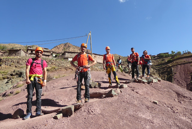 Taghia, Les Rivieres Pourpres 500m 7b+/7a oblig