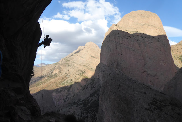 Nueva vía en Taghia: Entre2Aguas 240m 7a/6b oblig.