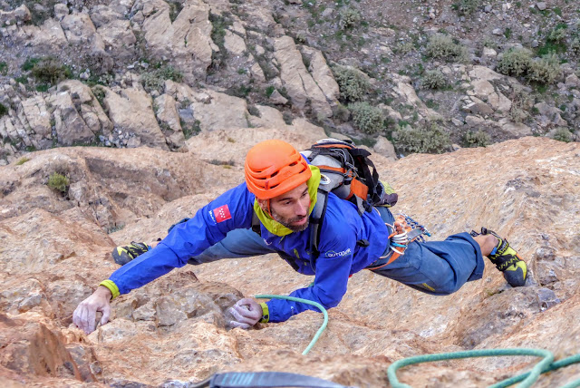 Taghia, Black Wolf 420m/7a+