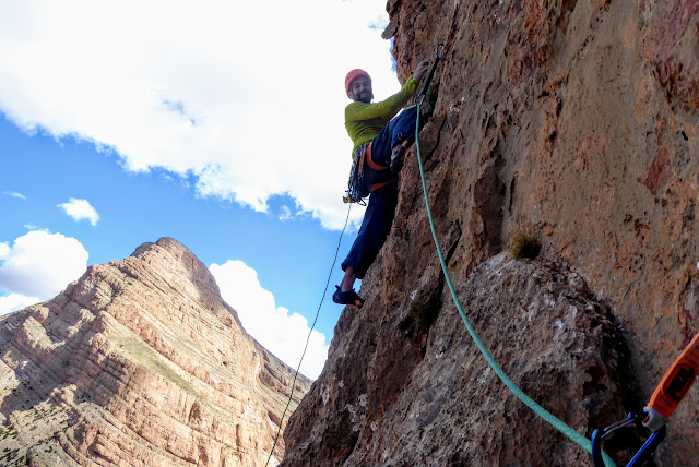 Taghia, Black Wolf 420m/7a+