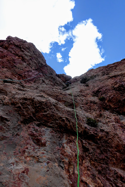 Taghia, Black Wolf 420m/7a+