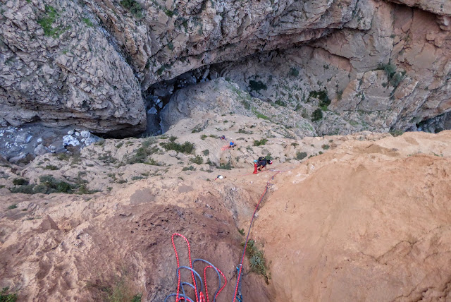Taghia, L´allumeur du rêve berbére 320m 6c/6a+ obl.