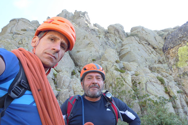 Espolón SW - Berroqueras Galayos - 410m / Vº