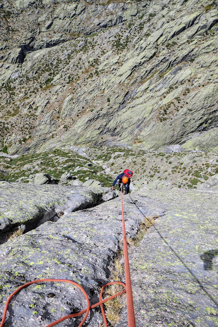 Espolón SW - Berroqueras Galayos - 410m / Vº