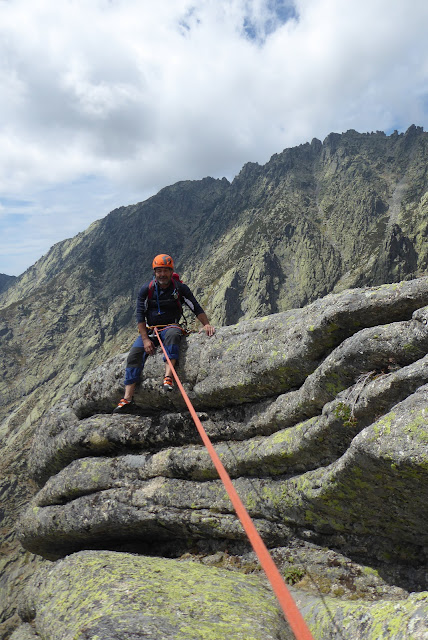 Espolón SW - Berroqueras Galayos - 410m / Vº