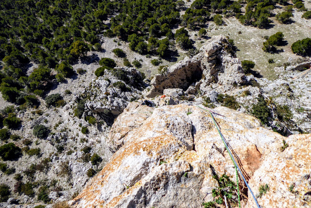 Espolón de la Chovas 180m 6a+/A0, Alcandoras