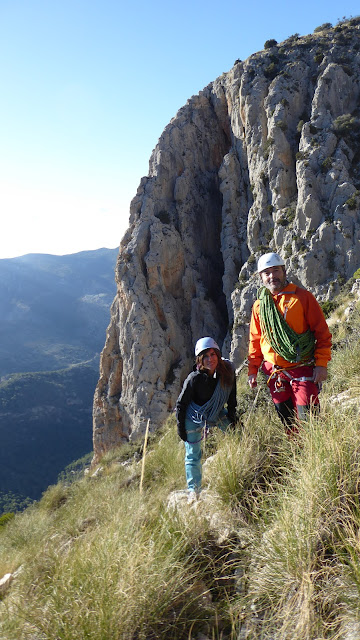 Espolón de la Chovas 180m 6a+/A0, Alcandoras
