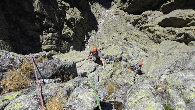 Sur del Torreón, Galayos. 130m V+