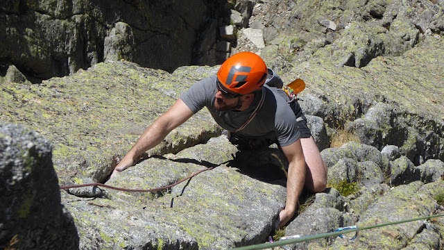 Sur del Torreón, Galayos. 130m V+