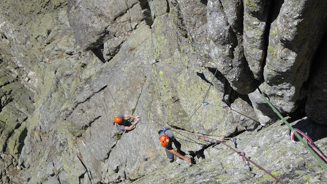 Sur del Torreón, Galayos. 130m V+