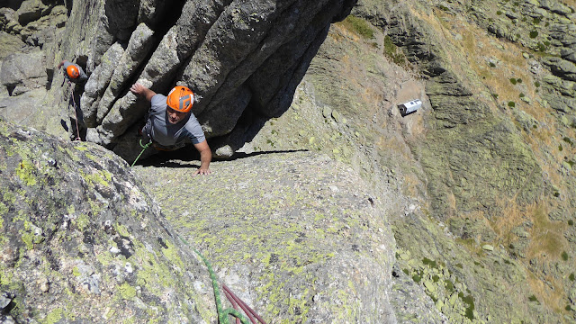 Sur del Torreón, Galayos. 130m V+