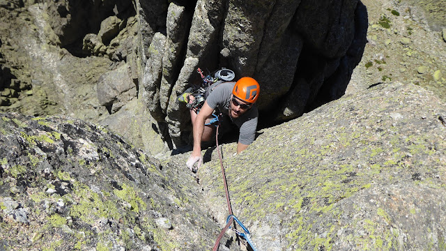 Sur del Torreón, Galayos. 130m V+