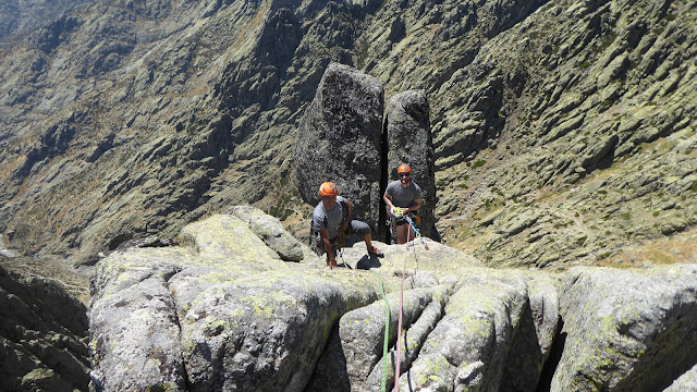 Sur del Torreón, Galayos. 130m V+