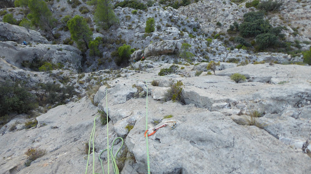 Diedro Mediterraneo 6b+/6a 500m Oeste Puig Campana