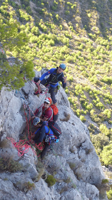 Diedro Mediterraneo 6b+/6a 500m Oeste Puig Campana