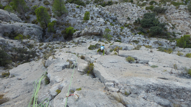 Diedro Mediterraneo 6b+/6a 500m Oeste Puig Campana