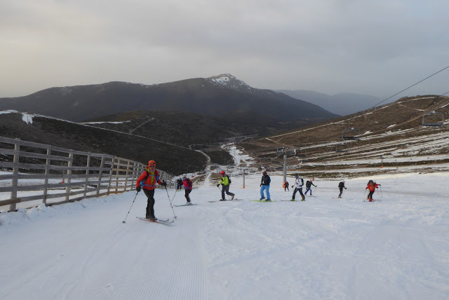 SKIMO nocturno en Guadarrama, Valdesquí.