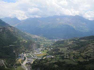 Diedro SAJUMA en Escarrilla y Rapún en Sabiñánigo. Deportiva en el Valle de Tena y Canfranc
