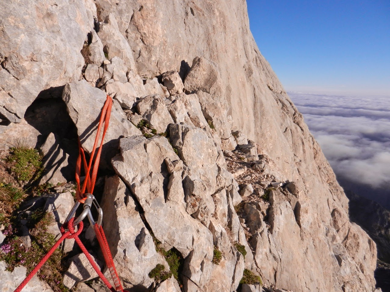 Guiada de la Pidal Cainejo al Naranjo de Bulnes.