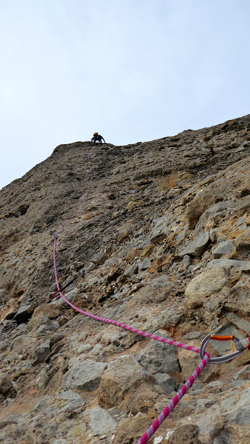 Peña Rueba Sendero Límite + Adamelo al Pisón. Riglos