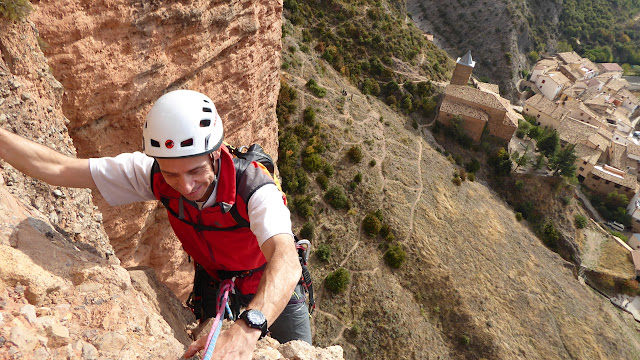 Peña Rueba Sendero Límite + Adamelo al Pisón. Riglos