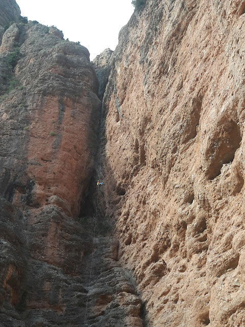 Peña Rueba Sendero Límite + Adamelo al Pisón. Riglos