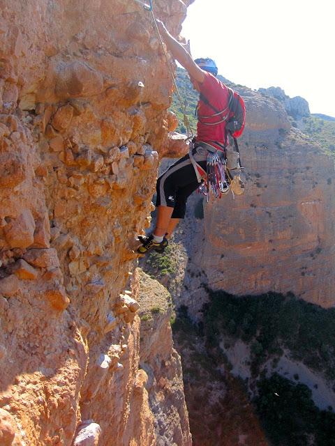 Chinatown. Visera, Riglos.