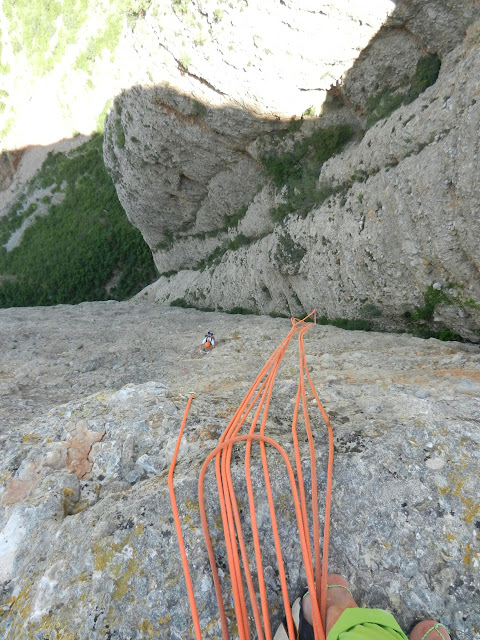 Boloterapia. Norte del Pisón. Riglos 300m 7a+/6b+ oblig.