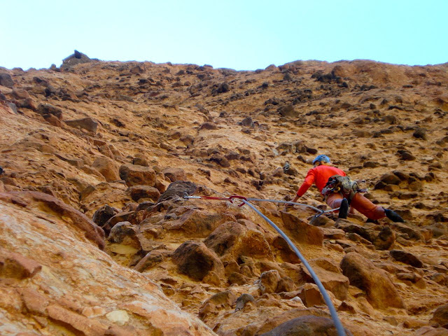 Mi padre tiene sed + Tangerine. Norte del Pisón. Riglos