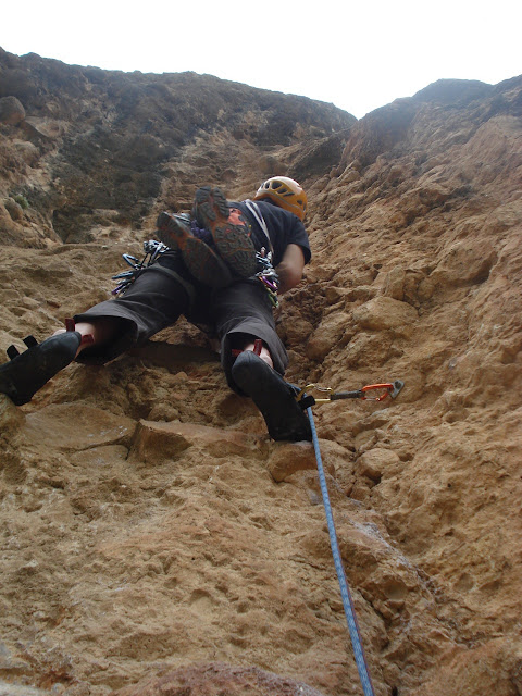 Directa al cilindro (6b), Cachachines (6c) y Autopista al infierno (6c). Sant LLorenç de Montgai