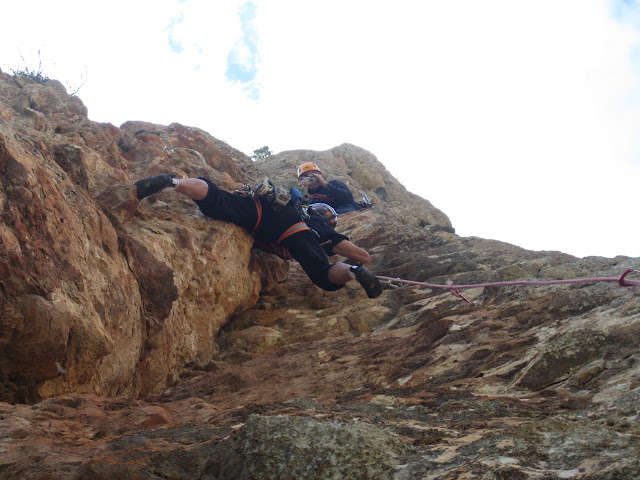 Esperó Takoestrópic, Sant llorenç de Montgai - 100 m. 6c (6a+ obl.)