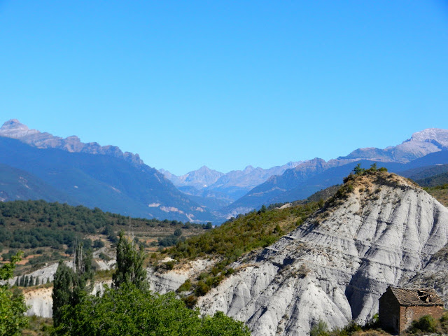 Santa Orosia desde Satué. Pirineos en familia