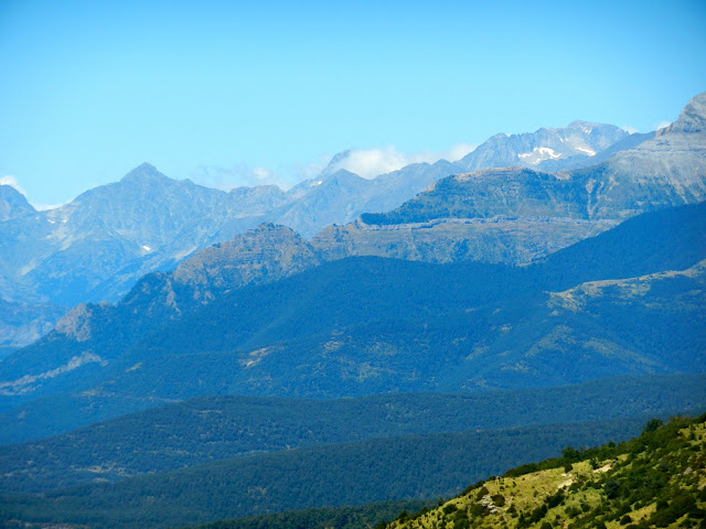 Santa Orosia desde Satué. Pirineos en familia