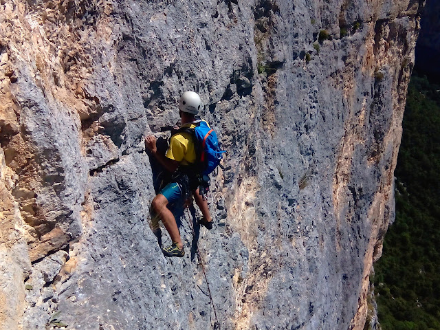 Nosferatu, Exterior y Chrysantemes. Stage Escalada FMM-EMAM. 2/5