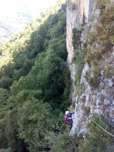 Fhara-Kiri y Luxe. Stage Escalada FMM-EMAM. 4/5