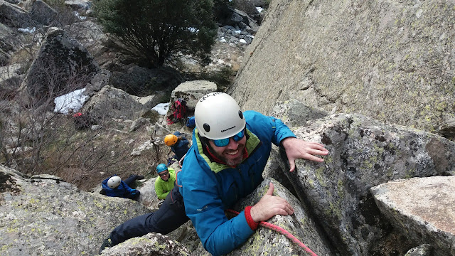 Curso de montañismo avanzado en la Sierra de la Cabrera