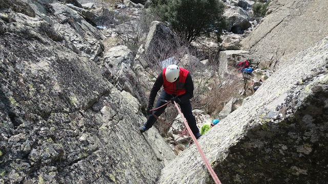 Curso de montañismo avanzado en la Sierra de la Cabrera
