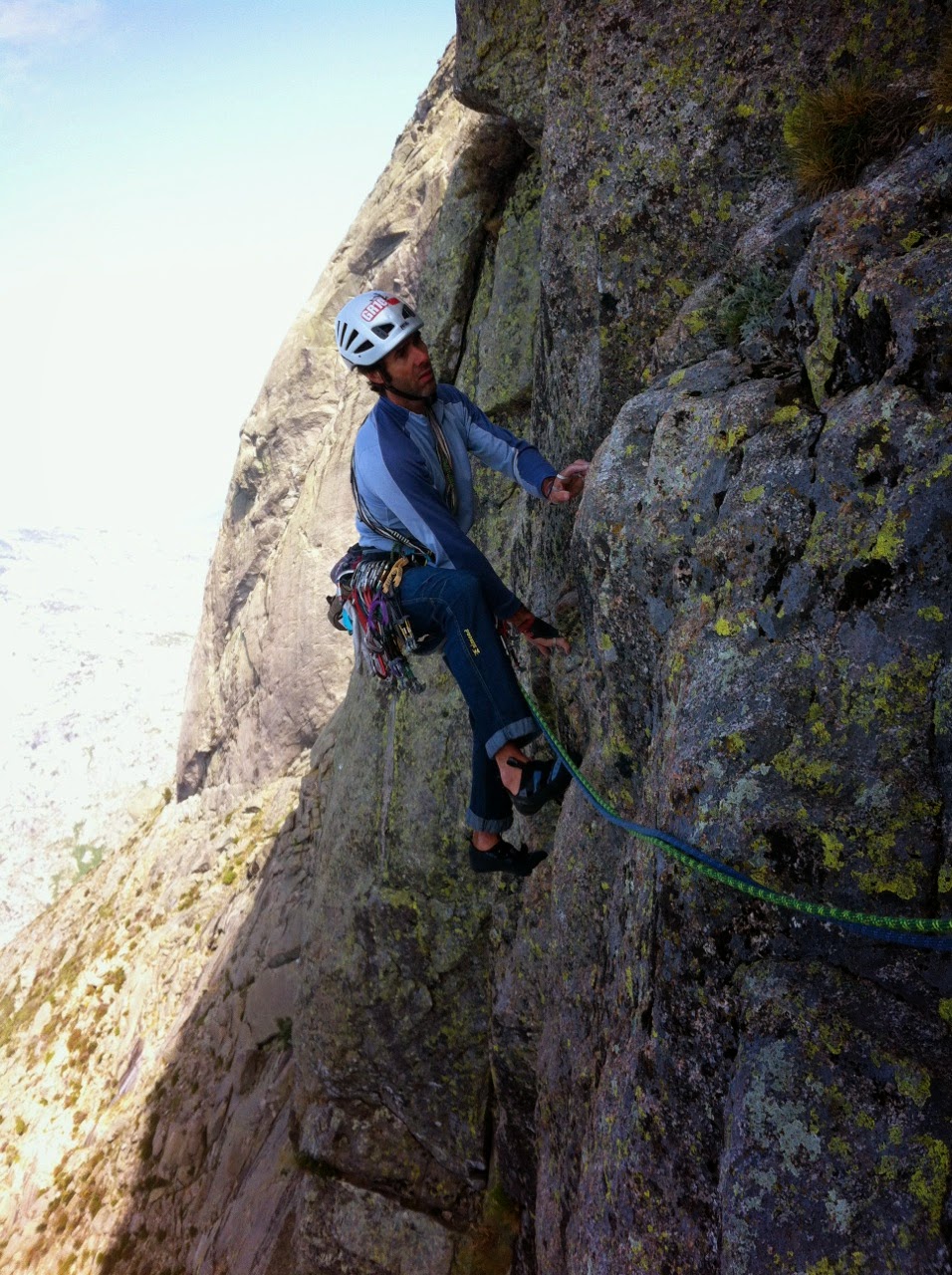 Gabino, Pan y Vino (220m. 6a+) TOROZO