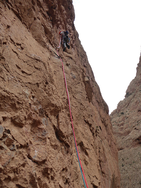 Canyon Apache y La lumiere . Taghia 2 de 5