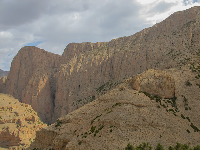 Au nom de la reforme, 6c/6b 340m. Taghia