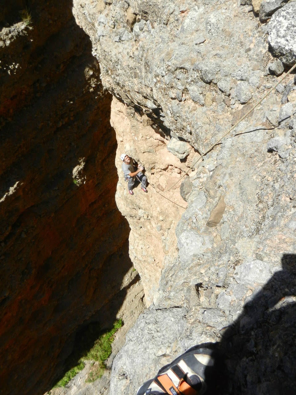 Vía del Silencio a la Visera. Autoprotección en Riglos.