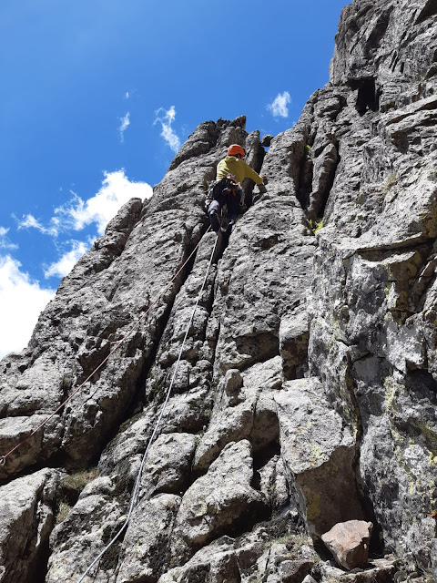 Rivas Acuña a la Punta Maria Luisa, 200m Vº+, Galayos.