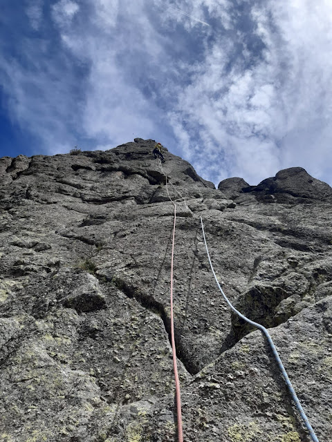 Rivas Acuña a la Punta Maria Luisa, 200m Vº+, Galayos.