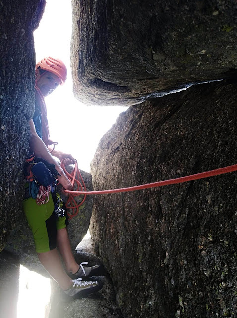 Espolón SW - Berroqueras Galayos - 410m / Vº